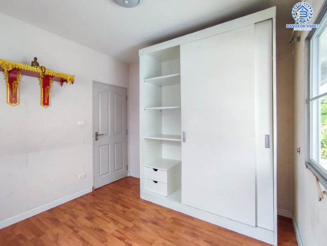 *****บ้านเดี่ยวมือสอง ม.พฤกษ์ลดา1 บางใหญ่-เซ็นทรัลเวสต์เกต ต่อเติมพร้อมเข้าอยู่ คุณภาพจาก L&H เนื้อที่ 50 ตร.ว. ฟังก์ชัน 3 ห้องนอน 2 ห้องน้ำ บนทำเลเดินทางสะดวก บนเส้นทางหลัก "กาญจนาภิเษก" ใกล้รถไฟฟ้า "สถานีคลองบางไผ่" และจุดทางด่วน "กาญจนาภิเษก"